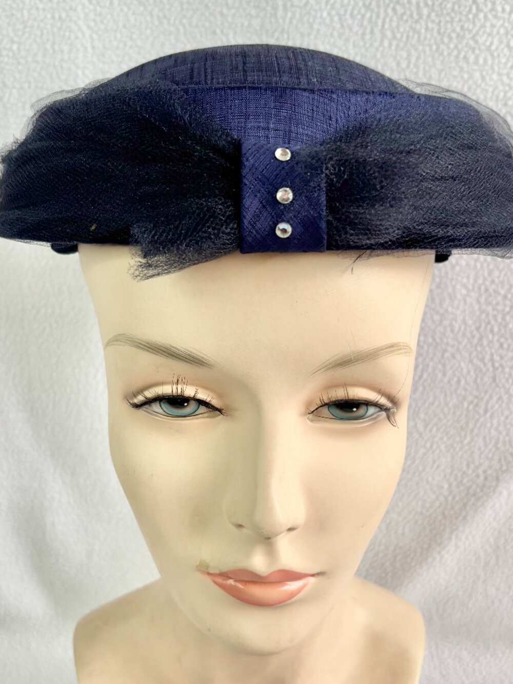 Vintage 1950s Navy Blue Brimless Structurd Hat with Netting & Rhinestons